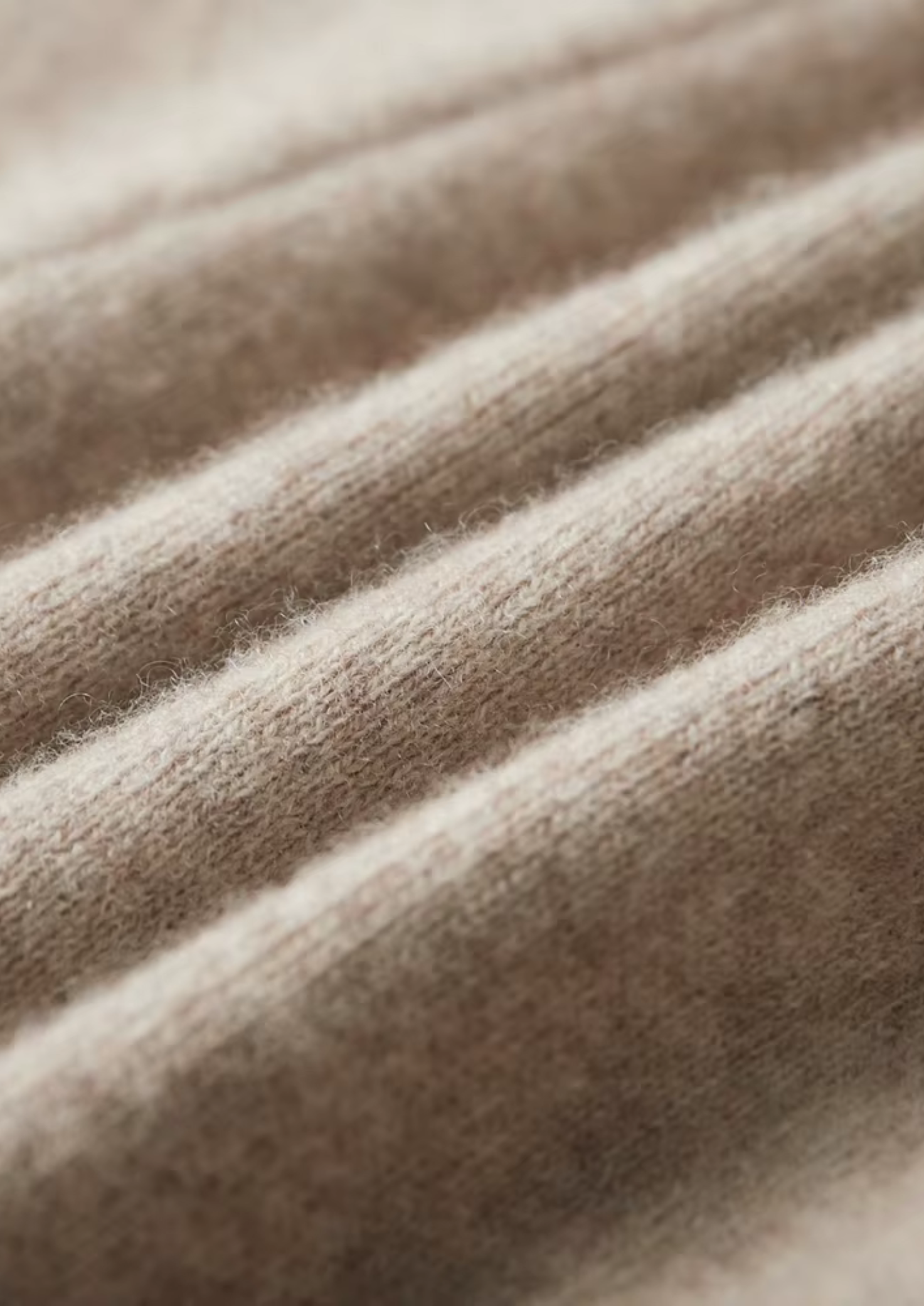 PURE EXTRA-FINE MERINO WOOL LUZZO SET