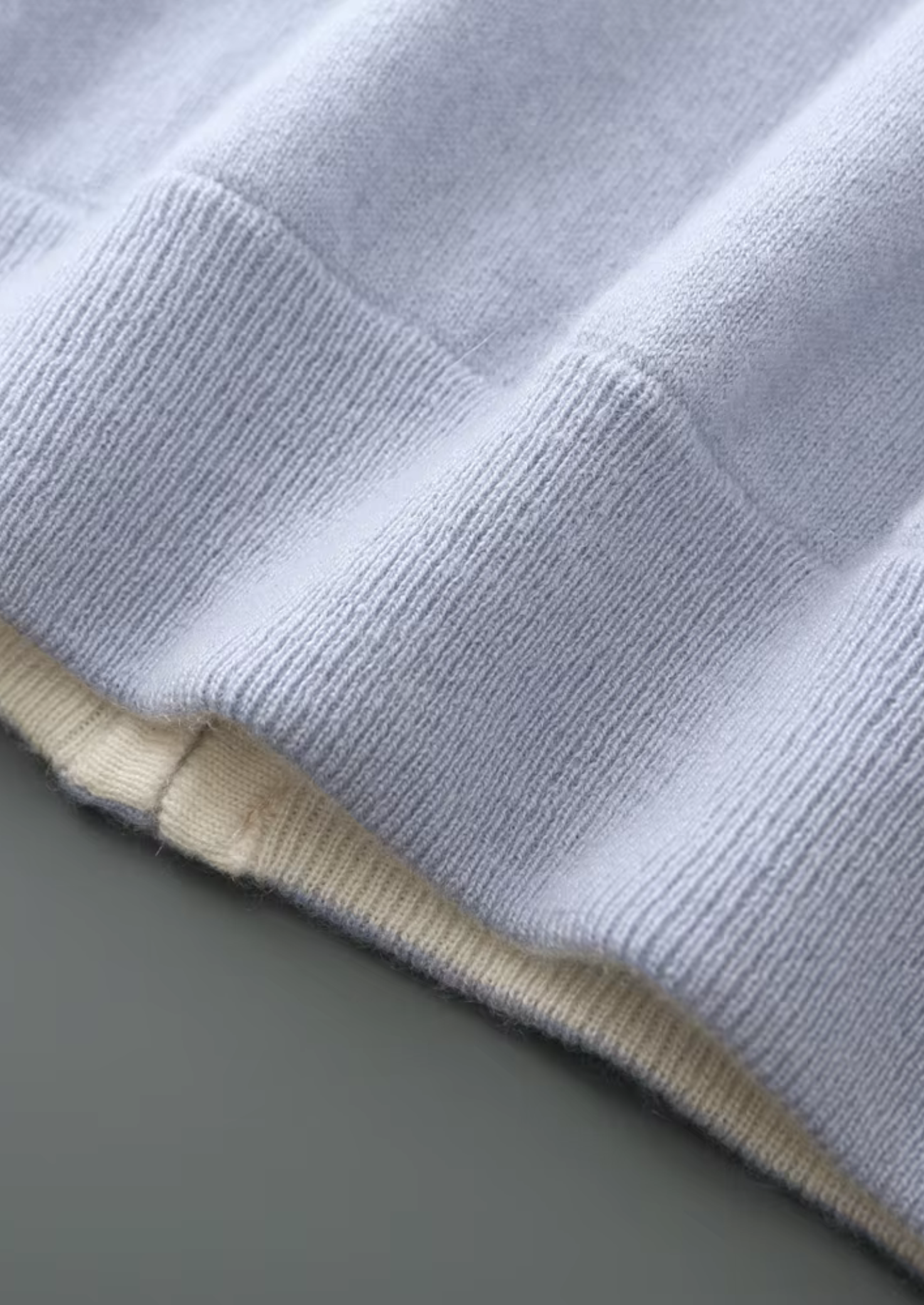 PURE EXTRA-FINE MERINO WOOL ARMAND SET