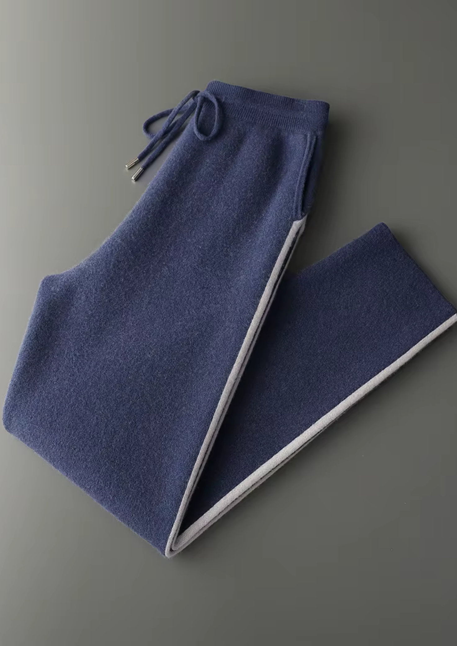 PREMIUM CASHMERE LEISURE SET
